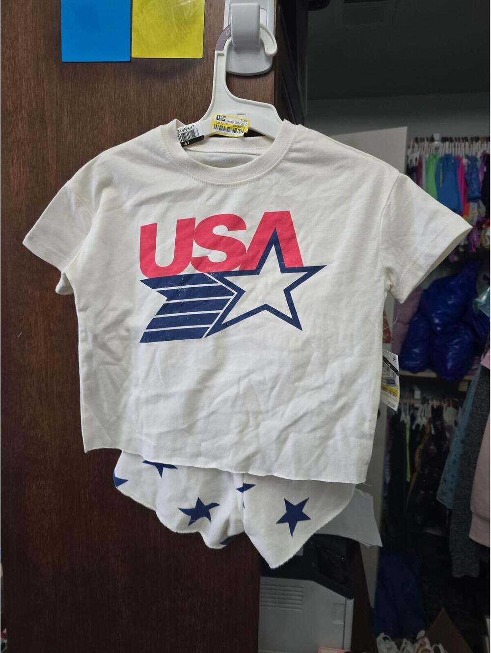 2t brand new outfit from target item 829